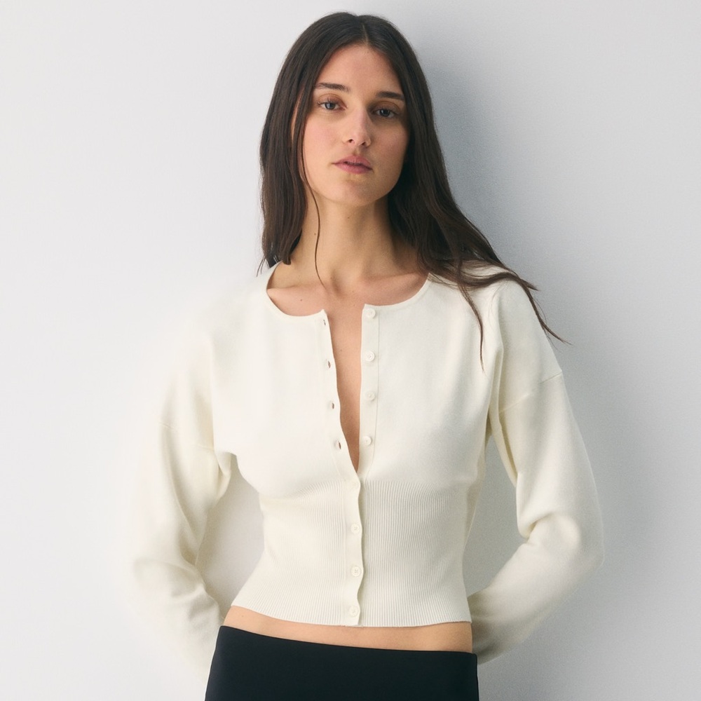 Aritzia Golightly Cardigan